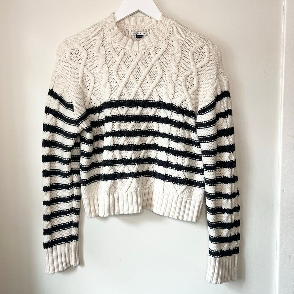 American Eagle Cableknit Striped Cream and Grey Small Sweater